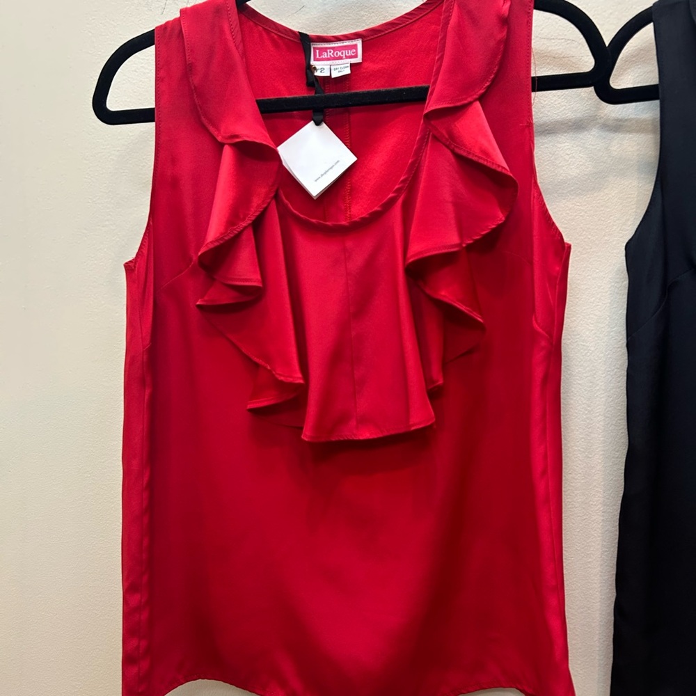 Elegant Red Ruffled Tank Top - Picture 3 of 4